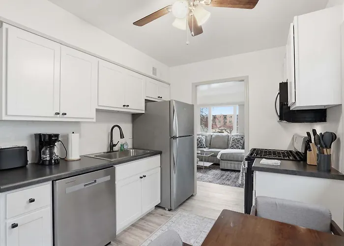 Madison Gem 2Br Family Home With Washer&Dryer Ac Parking